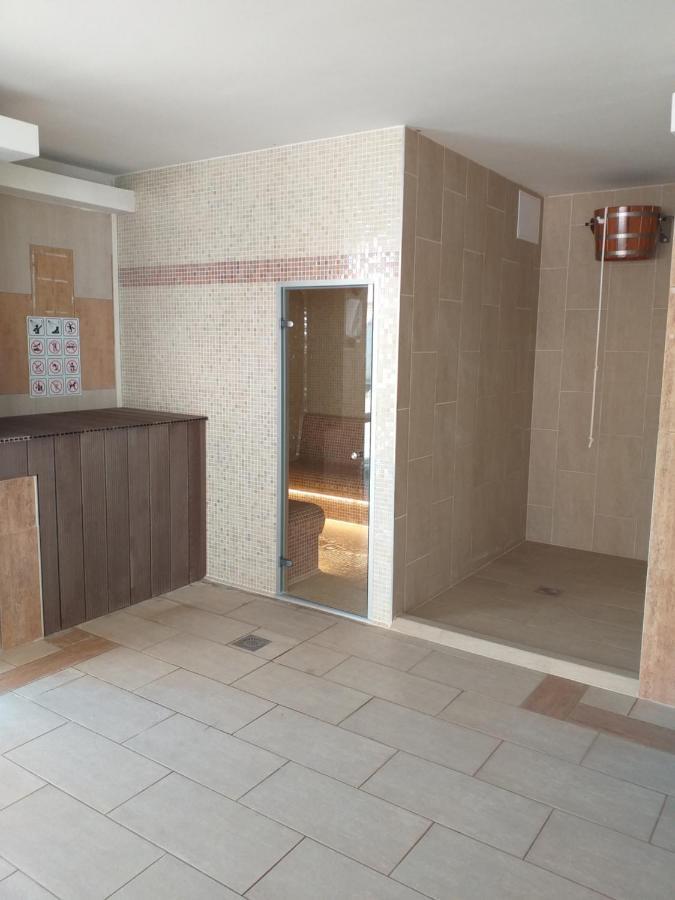 Carpe Diem Apartment ハイデゥソボスロー エクステリア 写真