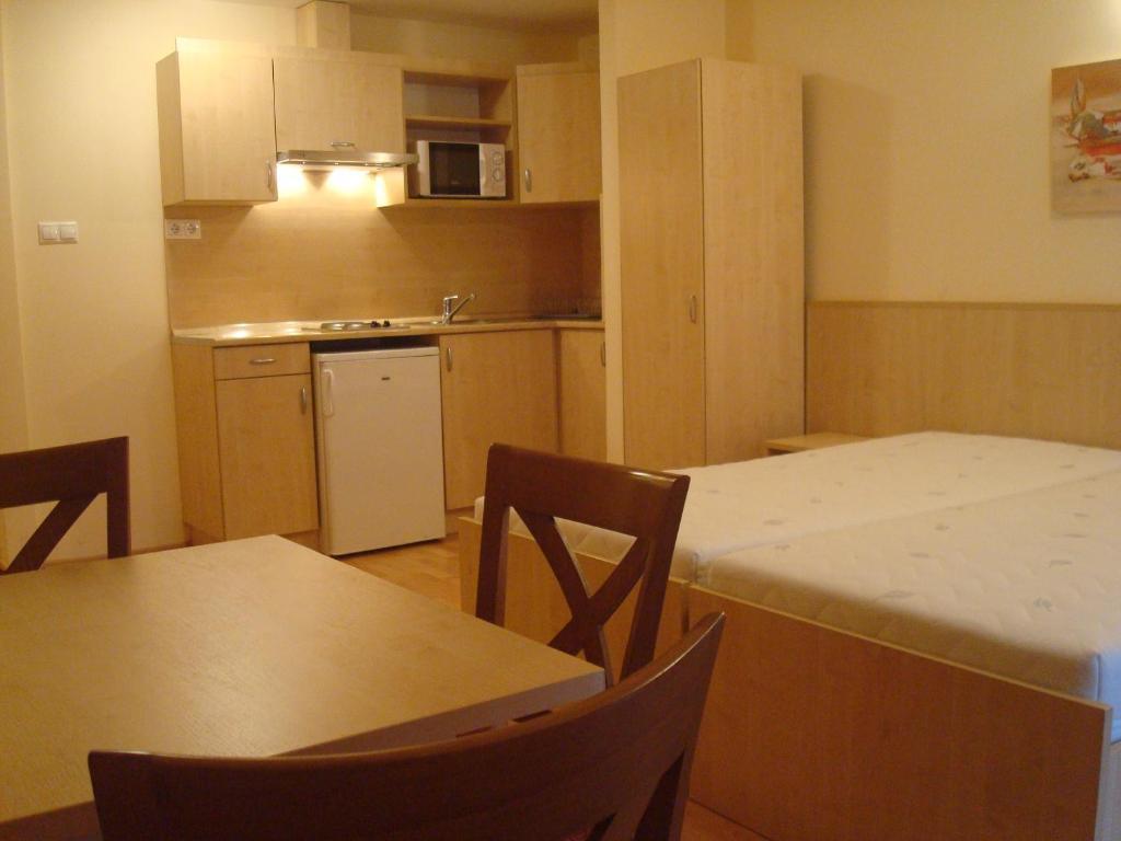 Carpe Diem Apartment ハイデゥソボスロー 部屋 写真