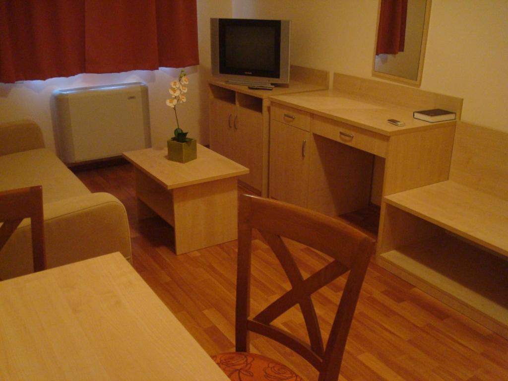 Carpe Diem Apartment ハイデゥソボスロー 部屋 写真