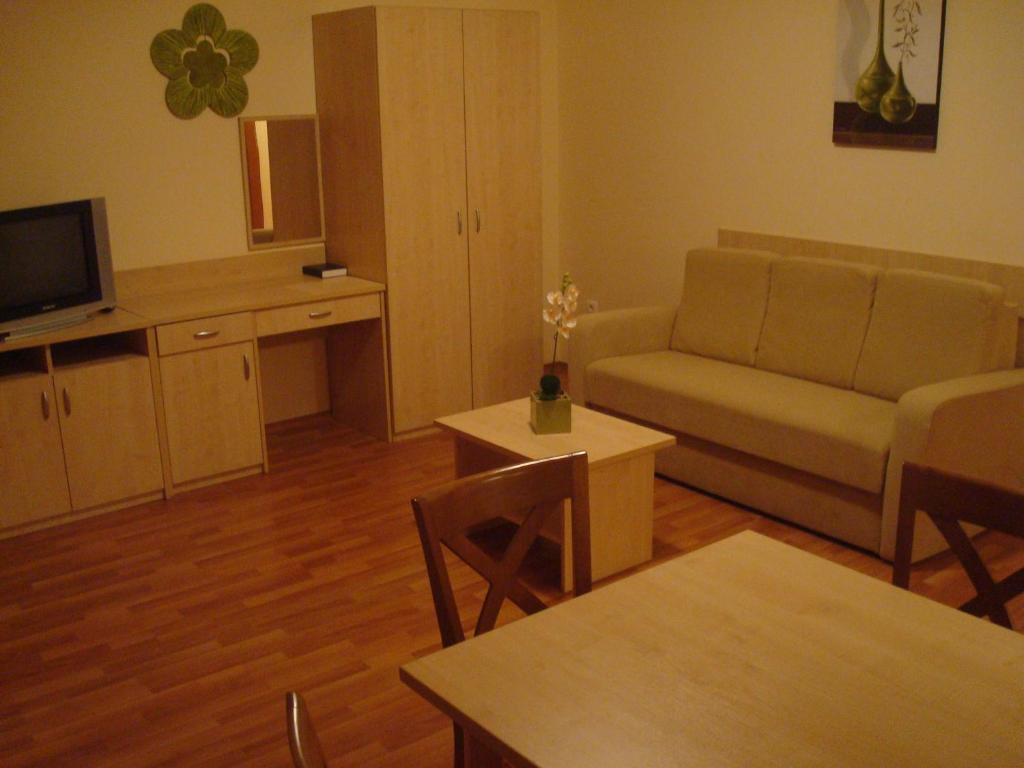 Carpe Diem Apartment ハイデゥソボスロー 部屋 写真
